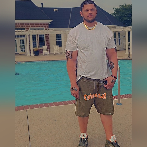 colossal shorts, all sizes are available - Picture 1 of 3